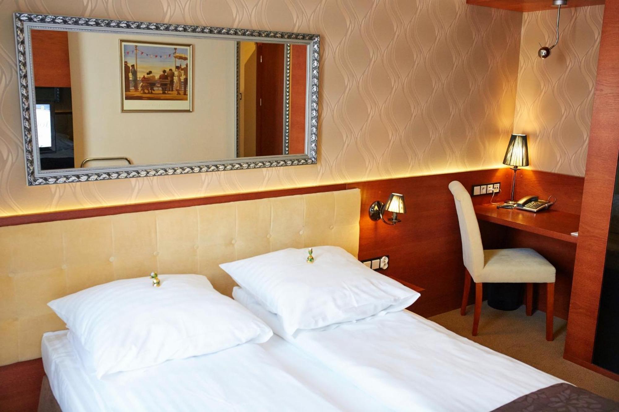 Hotel&Spa Kameleon Жори Екстер'єр фото